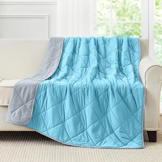 ❄️ Cooling Throw Blanket for Hot Sleepers – Dual-Sided Comfort & Breathable All-Season Cozy! 🔥🛏️