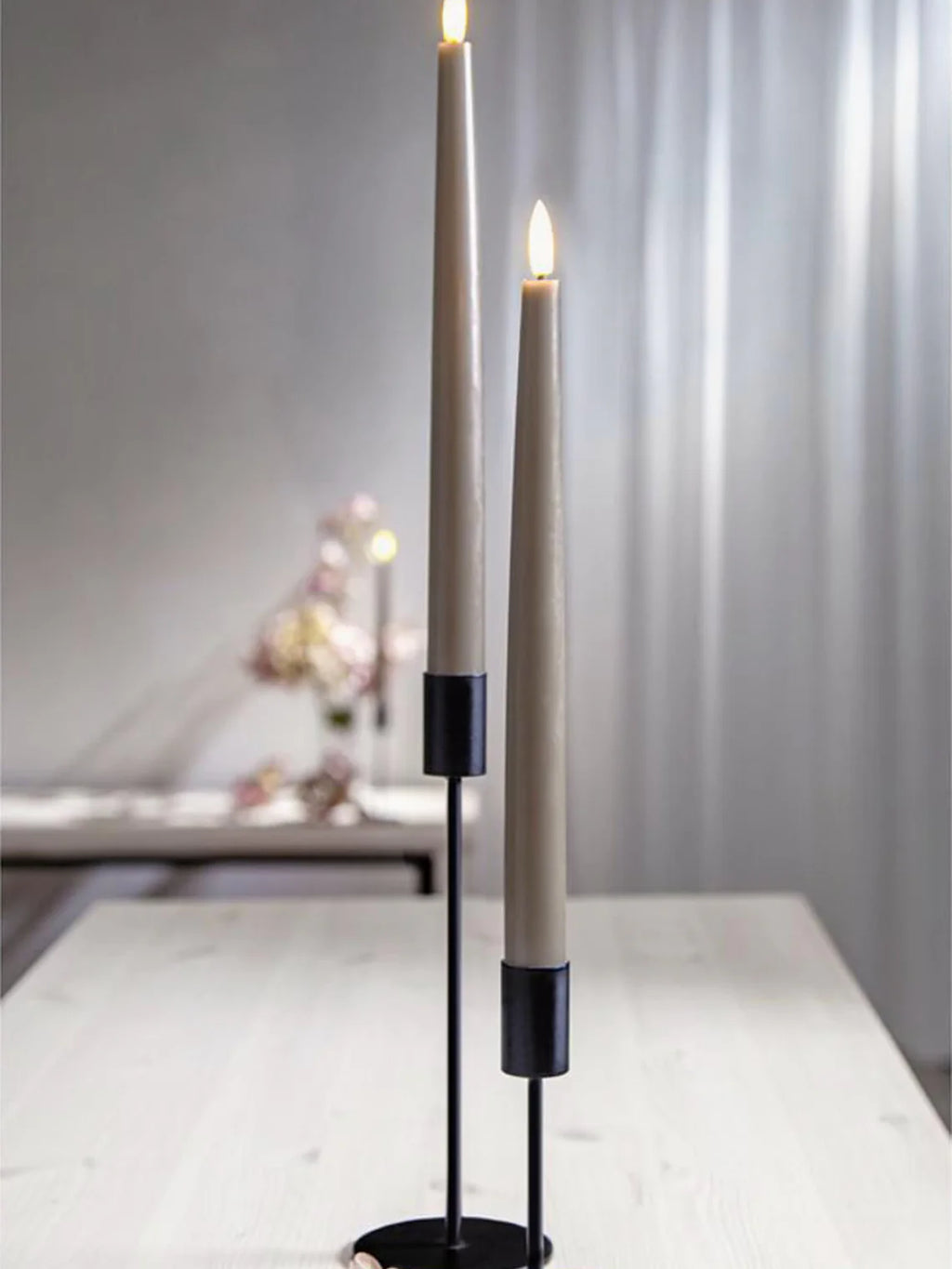 DomoStil™ Led Taper Candles Flame Slim with Timer Function and Remote Control, 2-piece